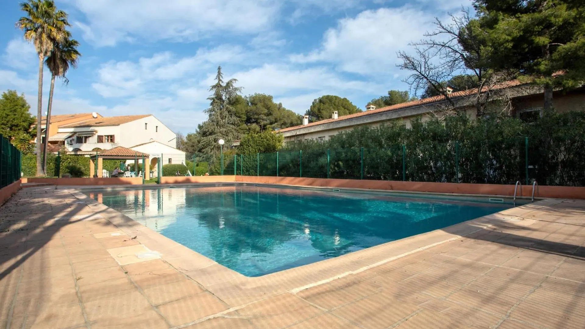 Apartment La Calmeraie By Interhome Villeneuve-Loubet